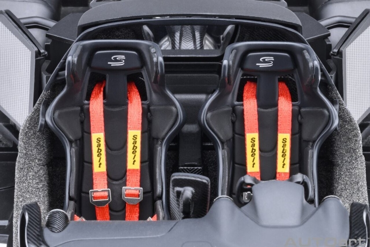 McLaren McLaren Senna GTR 2019 - 1:18 - AUTOart McLaren McLaren Senna GTR 2019 - 1:18 - AUTOart