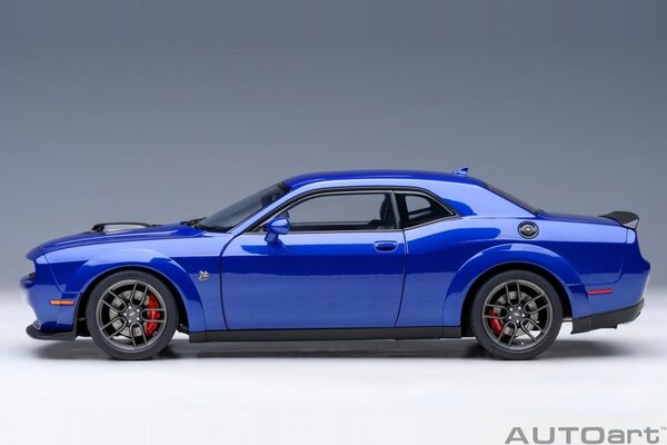 Dodge Dodge Challenger R/T Scat Pack Widebody 2022 - 1:18 - AUTOart Dodge Dodge Challenger R/T Scat Pack Widebody 2022 - 1:18 - AUTOart