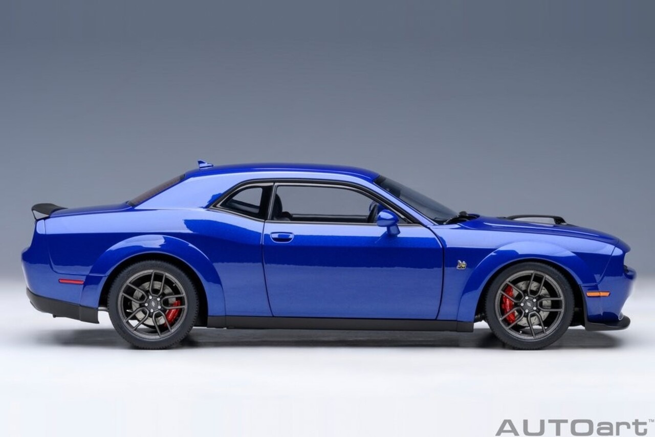 Dodge Dodge Challenger R/T Scat Pack Widebody 2022 - 1:18 - AUTOart Dodge Dodge Challenger R/T Scat Pack Widebody 2022 - 1:18 - AUTOart