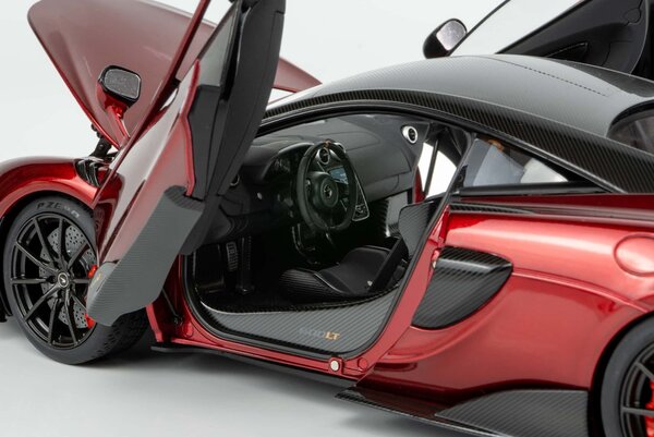 McLaren McLaren 600LT 2019 - 1:18 - AUTOart McLaren McLaren 600LT 2019 - 1:18 - AUTOart
