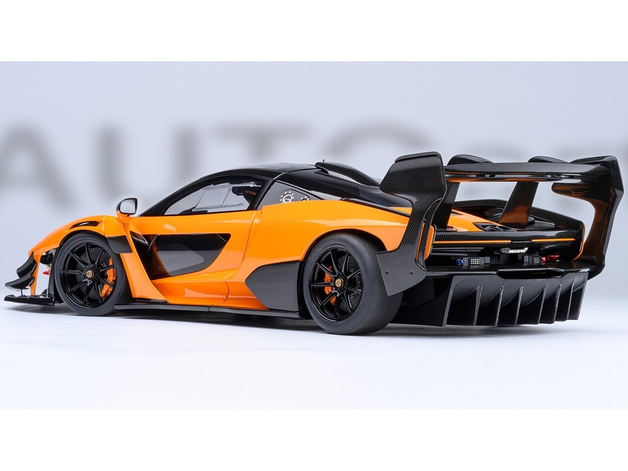 McLaren McLaren Senna GTR 2021 - 1:18 - AUTOart McLaren McLaren Senna GTR 2021 - 1:18 - AUTOart