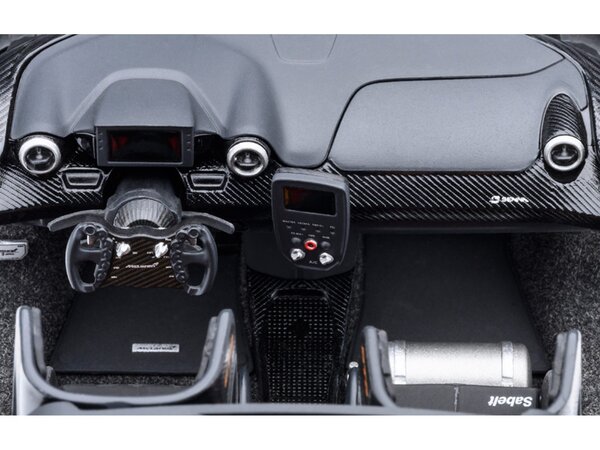 McLaren McLaren Senna GTR 2021 - 1:18 - AUTOart McLaren McLaren Senna GTR 2021 - 1:18 - AUTOart