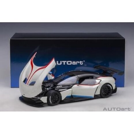 Aston Martin Aston Martin Vulcan Coupe 2015 (+ Blue + Red Stripes) - 1:18 - AUTOart Aston Martin Aston Martin Vulcan Coupe 2015 (+ Blue + Red Stripes) - 1:18 - AUTOart