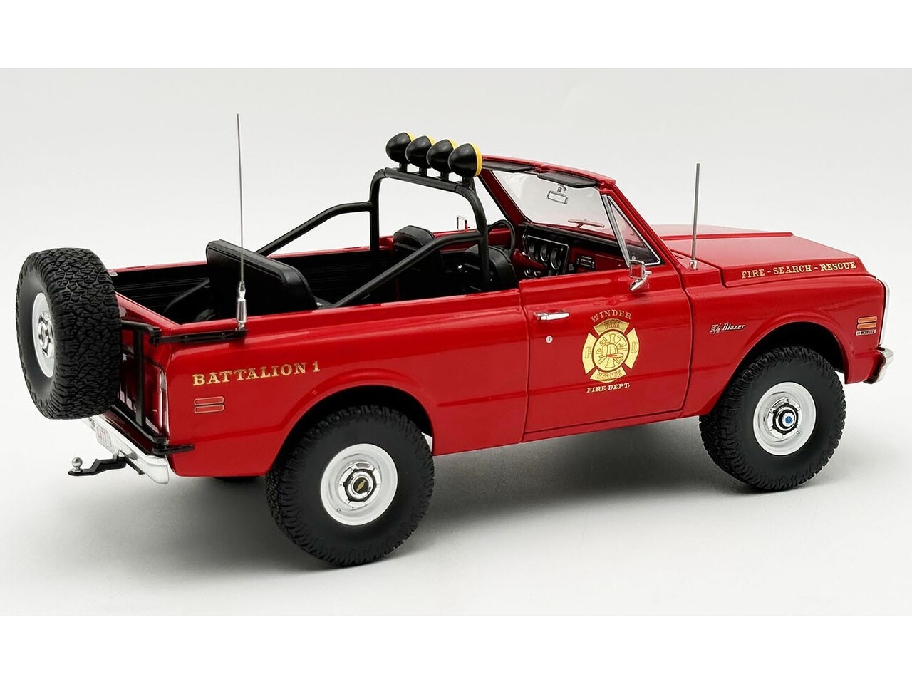 Chevrolet Chevrolet Blazer K/5 'The Chief' Winder Fire Department 1972 - 1:18 - ACME Chevrolet Chevrolet Blazer K/5 'The Chief' Winder Fire Department 1972 - 1:18 - ACME