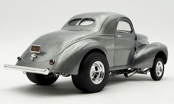 Gasser Gasser 'Hammered Steel' 1940 - 1:18 - ACME Gasser Gasser 'Hammered Steel' 1940 - 1:18 - ACME