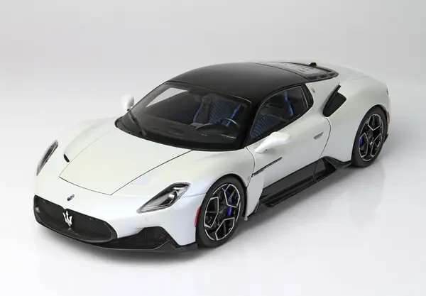 Maserati Maserati MC20 Gloss Black Roof 2020   - 1:18 - BBR