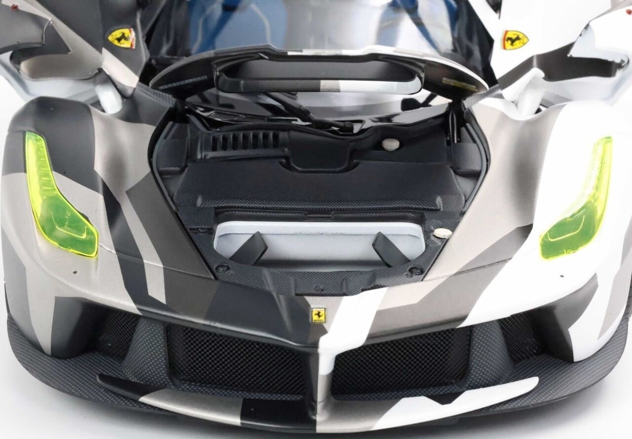 Ferrari Ferrari Laferrari 2013 - 1:18 - BBR Ferrari Ferrari Laferrari 2013 - 1:18 - BBR