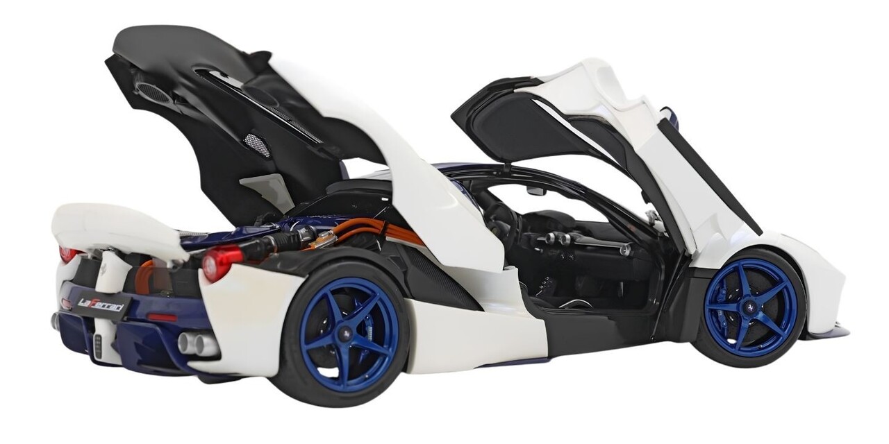 Ferrari Ferrari Laferrari 2013 + Showcase - 1:18 - BBR Ferrari Ferrari Laferrari 2013 + Showcase - 1:18 - BBR