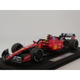 Formule 1 Ferrari F1 SF-23 #44 Test Circuit Fiorano 2025 L.Hamilton + Driver Figure + Showcase - 1:18 - BBR Formule 1 Ferrari F1 SF-23 #44 Test Circuit Fiorano 2025 L.Hamilton + Driver Figure + Showcase - 1:18 - BBR