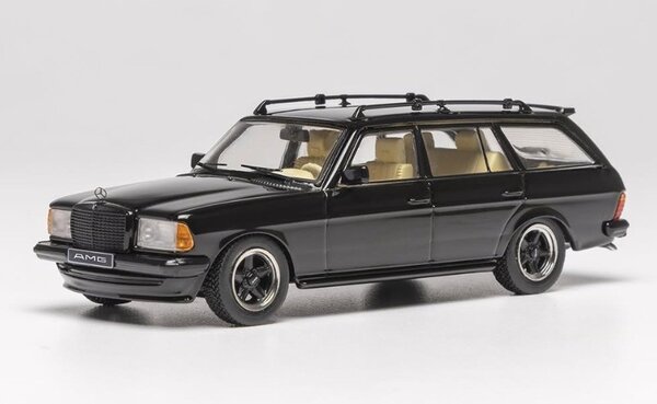 Mercedes-Benz Mercedes-Benz 500 TE V8 AMG (S123) 1979 - 1:43 - IXO Models Mercedes-Benz Mercedes-Benz 500 TE V8 AMG (S123) 1979 - 1:43 - IXO Models