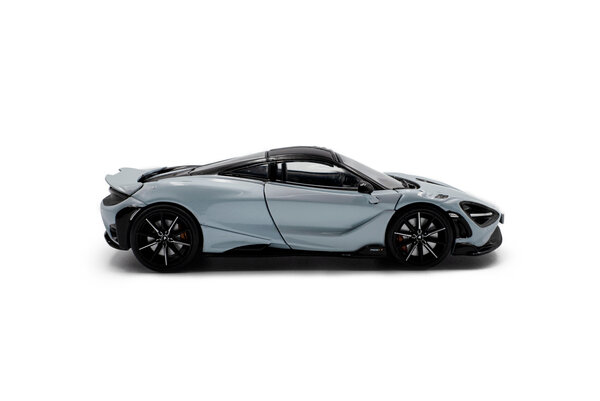 McLaren McLaren 765LT - 1:43 - Solido McLaren McLaren 765LT - 1:43 - Solido