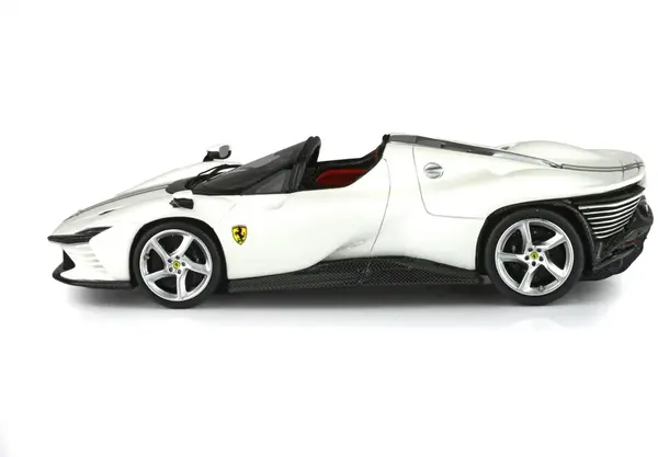Ferrari Ferrari Daytona SP3 Serie Icona Open Roof 2022 - 1:43 - BBR