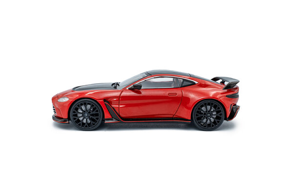 Aston Martin Aston Martin V12 Vantage - 1:43 - Solido Aston Martin Aston Martin V12 Vantage - 1:43 - Solido