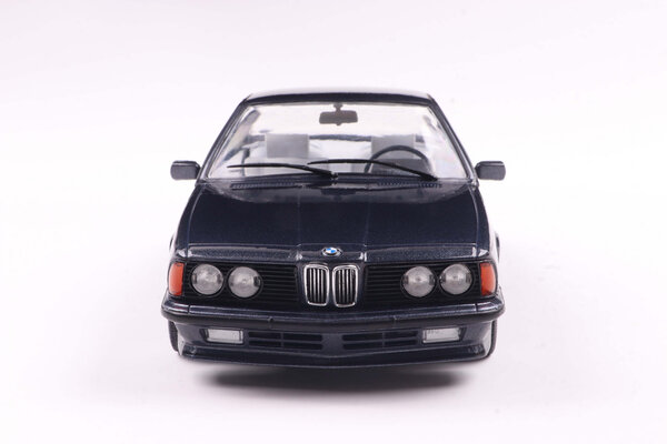 BMW BMW 635 CSi (E24) 1984 - 1:18 - Solido