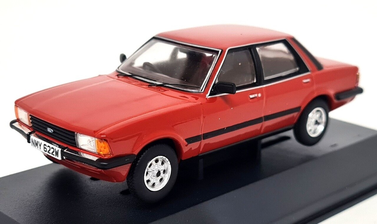 Ford Ford Cortina MK V 1.6 GL - 1:43 - Corgi / Vanguards Ford Ford Cortina MK V 1.6 GL - 1:43 - Corgi / Vanguards