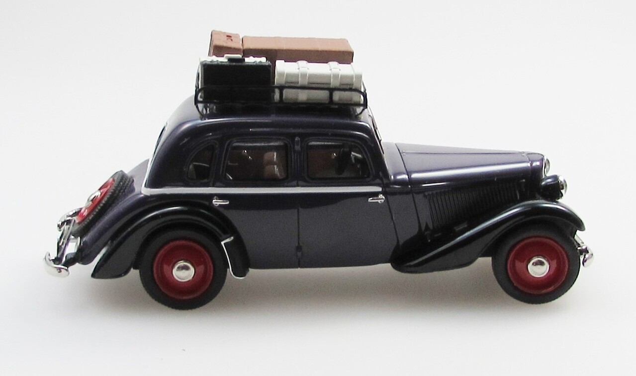 Adler Adler Trumpf Junior 4-Door Taxi Vienna 1939 + Roof Rack + Luggage - 1:43 - Esval Models Adler Adler Trumpf Junior 4-Door Taxi Vienna 1939 + Roof Rack + Luggage - 1:43 - Esval Models