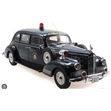 Packard Packard 160 Sedan Ambulance by Henney 1942 - 1:43 - Esval Models Packard Packard 160 Sedan Ambulance by Henney 1942 - 1:43 - Esval Models