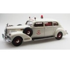Packard Packard 160 Sedan Police by Henney 1942 - 1:43 - Esval Models Packard Packard 160 Sedan Police by Henney 1942 - 1:43 - Esval Models