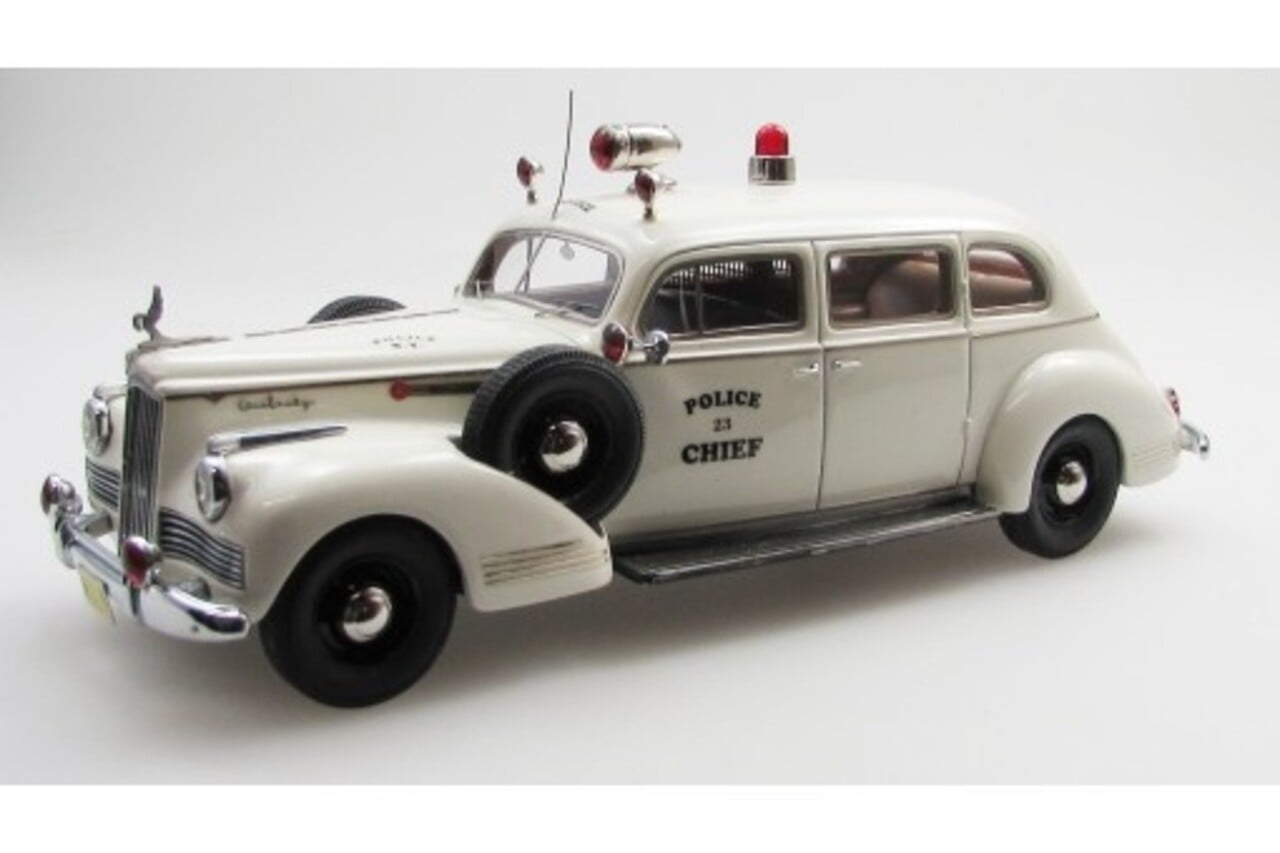 Packard Packard 160 Sedan Police by Henney 1942 - 1:43 - Esval Models Packard Packard 160 Sedan Police by Henney 1942 - 1:43 - Esval Models