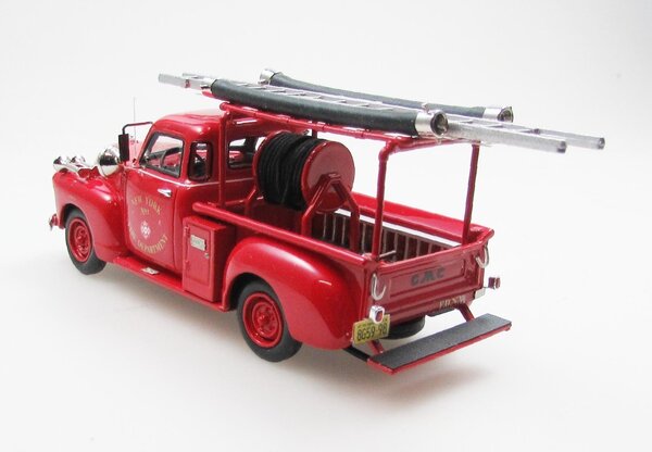 GMC GMC 100 Pick-Up Truck Fire Engine New York 1952 - 1:43 - Esval Models GMC GMC 100 Pick-Up Truck Fire Engine New York 1952 - 1:43 - Esval Models