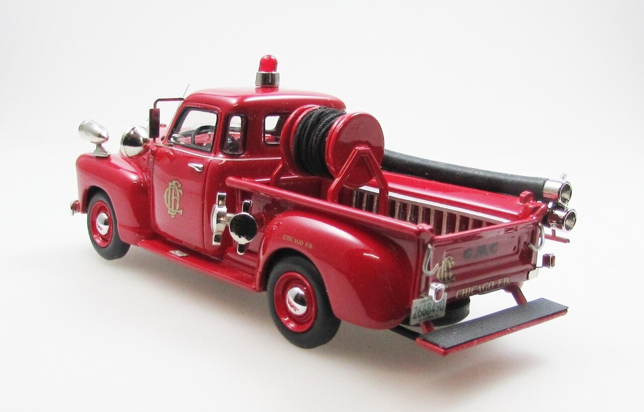 GMC GMC 100 Pick-Up Truck Fire Engine Chicago 1953 - 1:43 - Esval Models GMC GMC 100 Pick-Up Truck Fire Engine Chicago 1953 - 1:43 - Esval Models