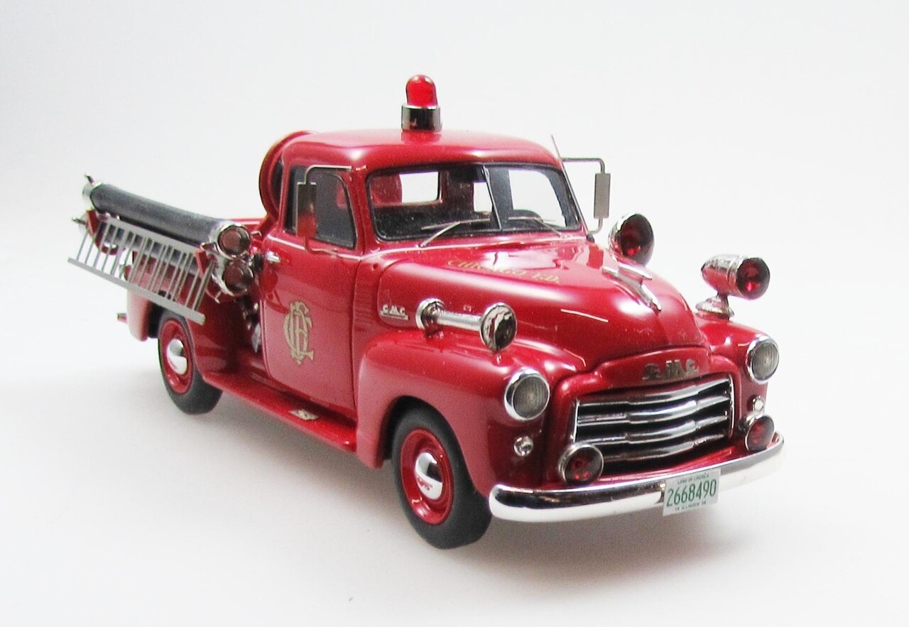 GMC GMC 100 Pick-Up Truck Fire Engine Chicago 1953 - 1:43 - Esval Models GMC GMC 100 Pick-Up Truck Fire Engine Chicago 1953 - 1:43 - Esval Models