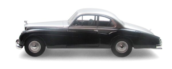 Bentley Bentley R-Type Coupe Carrozzeria Abbott 1952 - 1:43 - Esval Models Bentley Bentley R-Type Coupe Carrozzeria Abbott 1952 - 1:43 - Esval Models