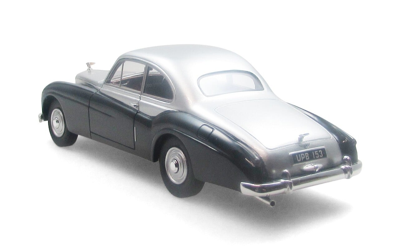 Bentley Bentley R-Type Coupe Carrozzeria Abbott 1952 - 1:43 - Esval Models Bentley Bentley R-Type Coupe Carrozzeria Abbott 1952 - 1:43 - Esval Models