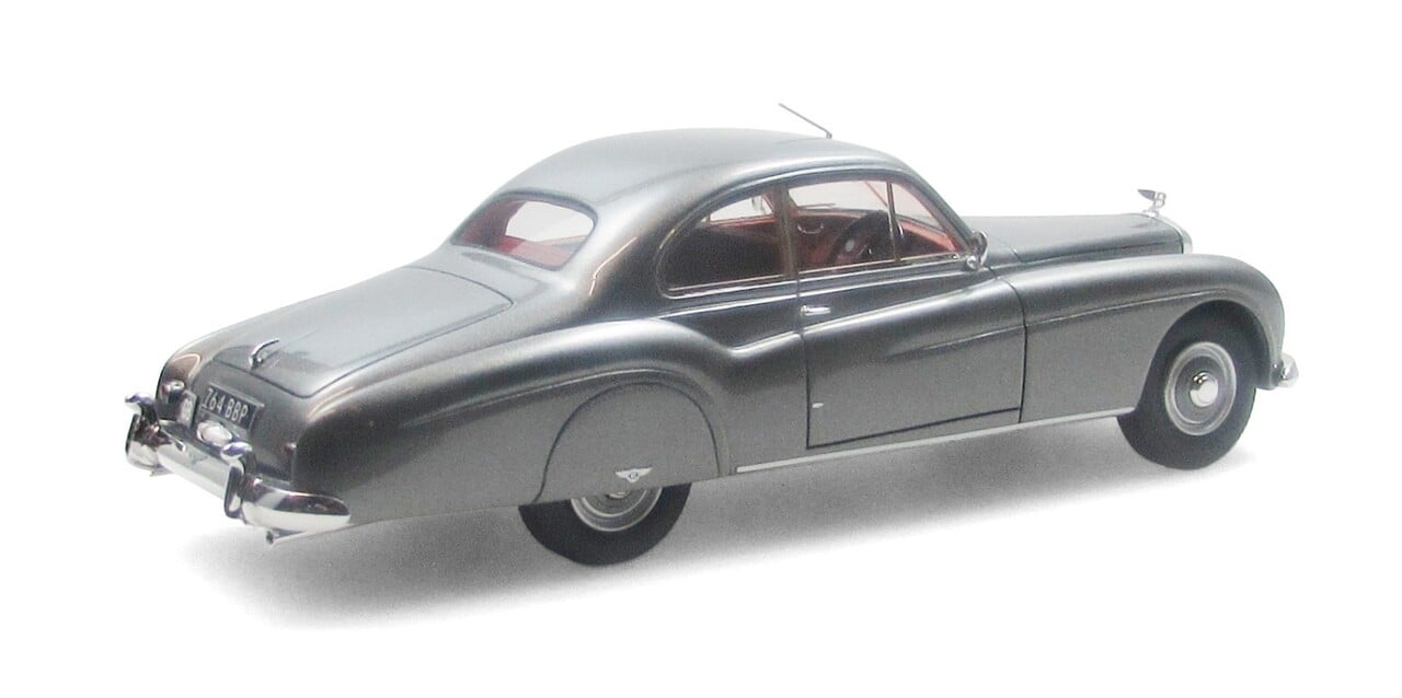 Bentley Bentley R-Type Coupe Carrozzeria Abbott 1952 - 1:43 - Esval Models Bentley Bentley R-Type Coupe Carrozzeria Abbott 1952 - 1:43 - Esval Models