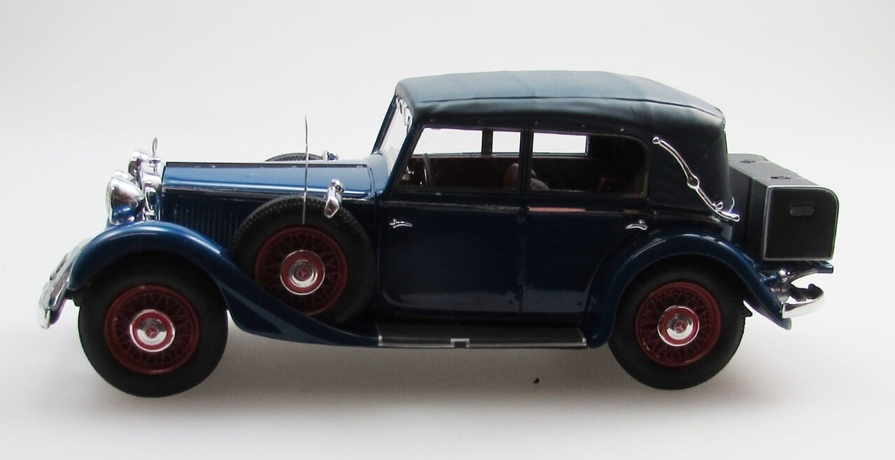 Mercedes-Benz Mercedes-Benz 290 W18 D Passo Corto Cabriolet Closed 1933 - 1:43 - Esval Models Mercedes-Benz Mercedes-Benz 290 W18 D Passo Corto Cabriolet Closed 1933 - 1:43 - Esval Models