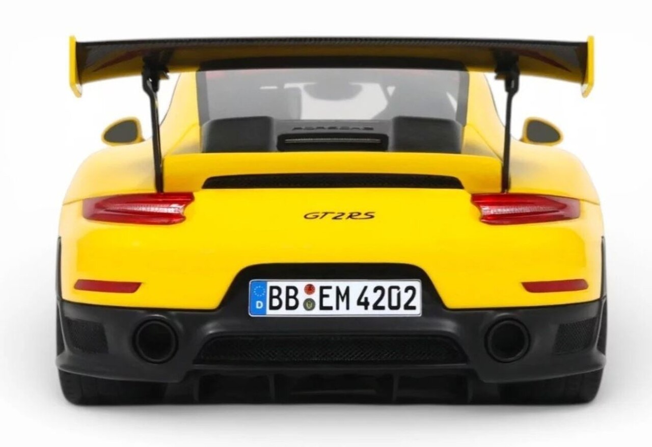 Porsche Porsche 911 (991.2) GT2 RS (Nurburgring Lap Record 6:47.3) - 1:18 - GT Spirit Porsche Porsche 911 (991.2) GT2 RS (Nurburgring Lap Record 6:47.3) - 1:18 - GT Spirit