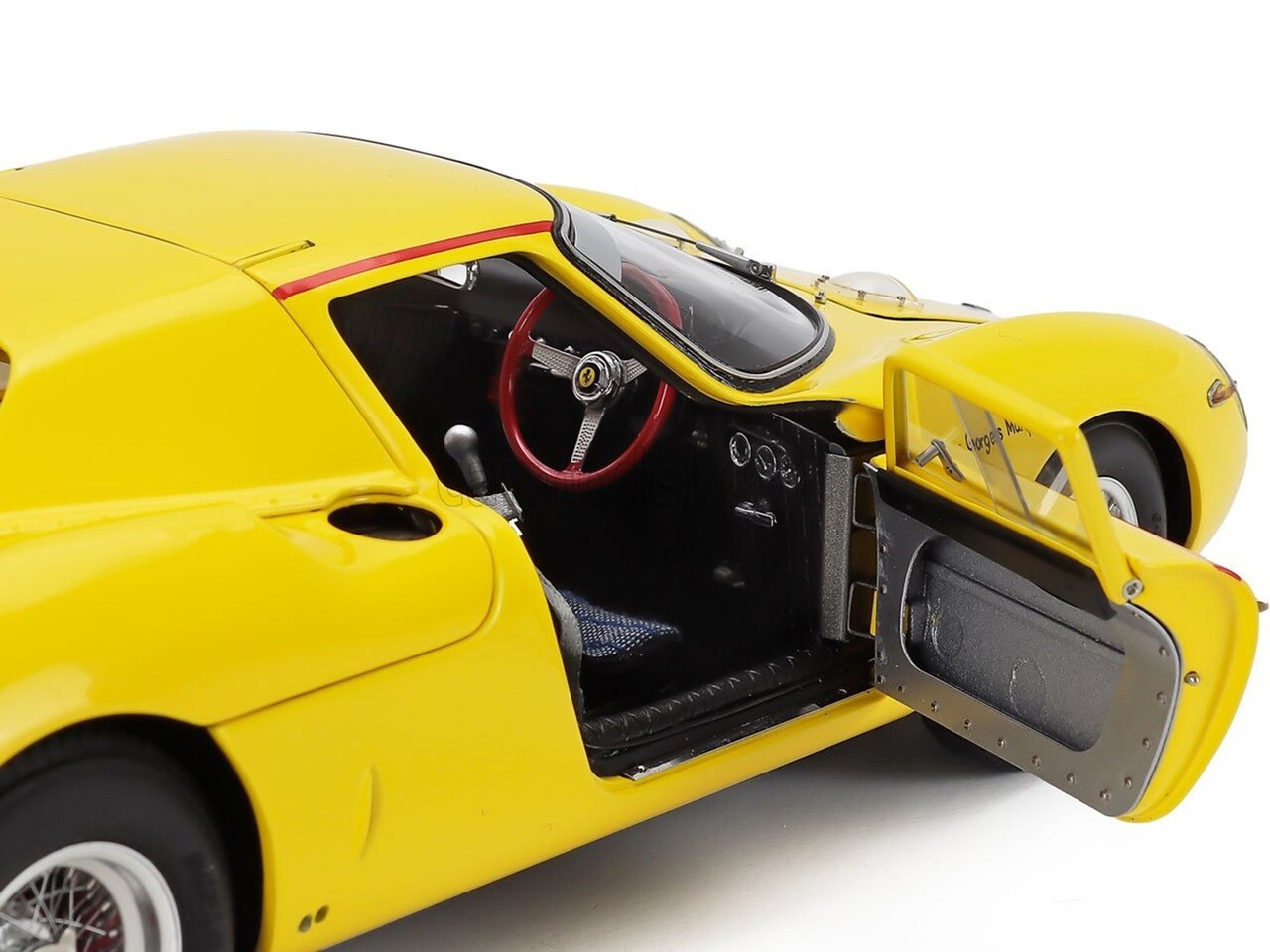 Ferrari Ferrari 250 LM 3.3L V12 #26 Team Pierre Dumay 2nd 24H Le Mans 1965 - 1:18 - CMC
