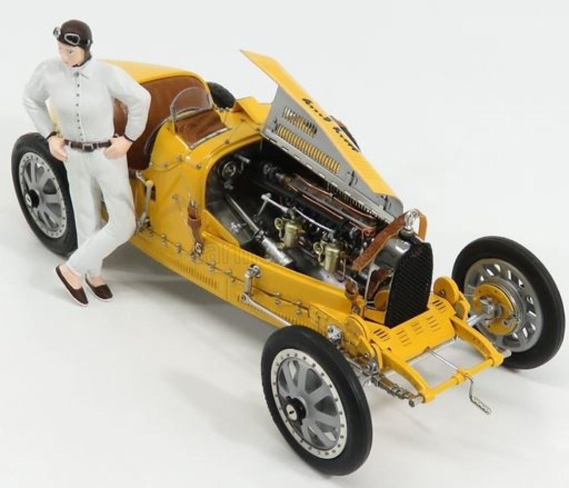 Formule 1 Bugatti Type 35 #58 + Driver Figure 1924 - 1:18 - CMC