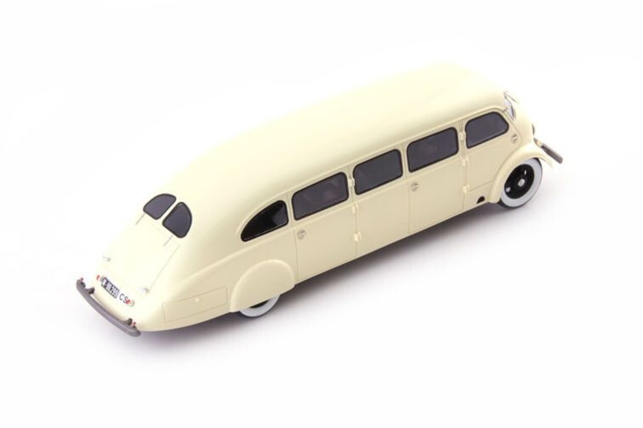 Bata Autokar Bata Autokar Sodomka on Ford Chassis (CZ) + Yearbook 2023 Digital (USB-Stick) - 1:43 - Autocult Bata Autokar Bata Autokar Sodomka on Ford Chassis (CZ) + Yearbook 2023 Digital (USB-Stick) - 1:43 - Autocult