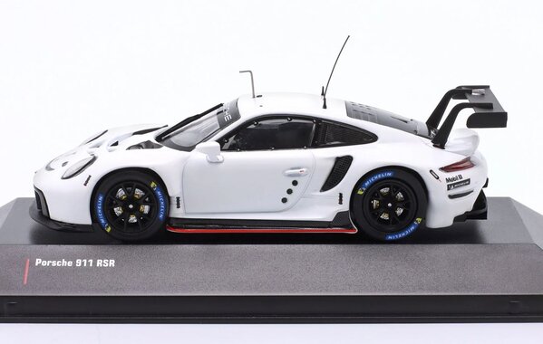 Porsche Porsche 911 RSR Plain Body - 1:43 - IXO Models Porsche Porsche 911 RSR Plain Body - 1:43 - IXO Models