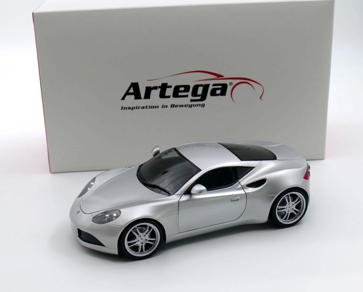 Artega Artega GT - 1:18 - Revell Artega Artega GT - 1:18 - Revell
