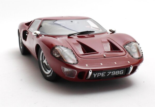 Ford Ford GT40 Mk III 1966 - 1:18 - Cult Scale Models Ford Ford GT40 Mk III 1966 - 1:18 - Cult Scale Models