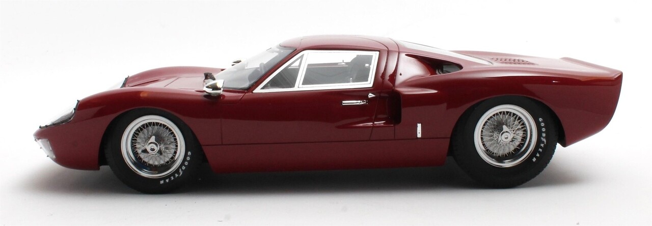 Ford Ford GT40 Mk III 1966 - 1:18 - Cult Scale Models Ford Ford GT40 Mk III 1966 - 1:18 - Cult Scale Models