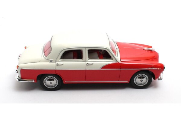 Alfa Romeo Alfa Romeo 1900 Super Berlina 1958 - 1:18 - Cult Scale Models Alfa Romeo Alfa Romeo 1900 Super Berlina 1958 - 1:18 - Cult Scale Models