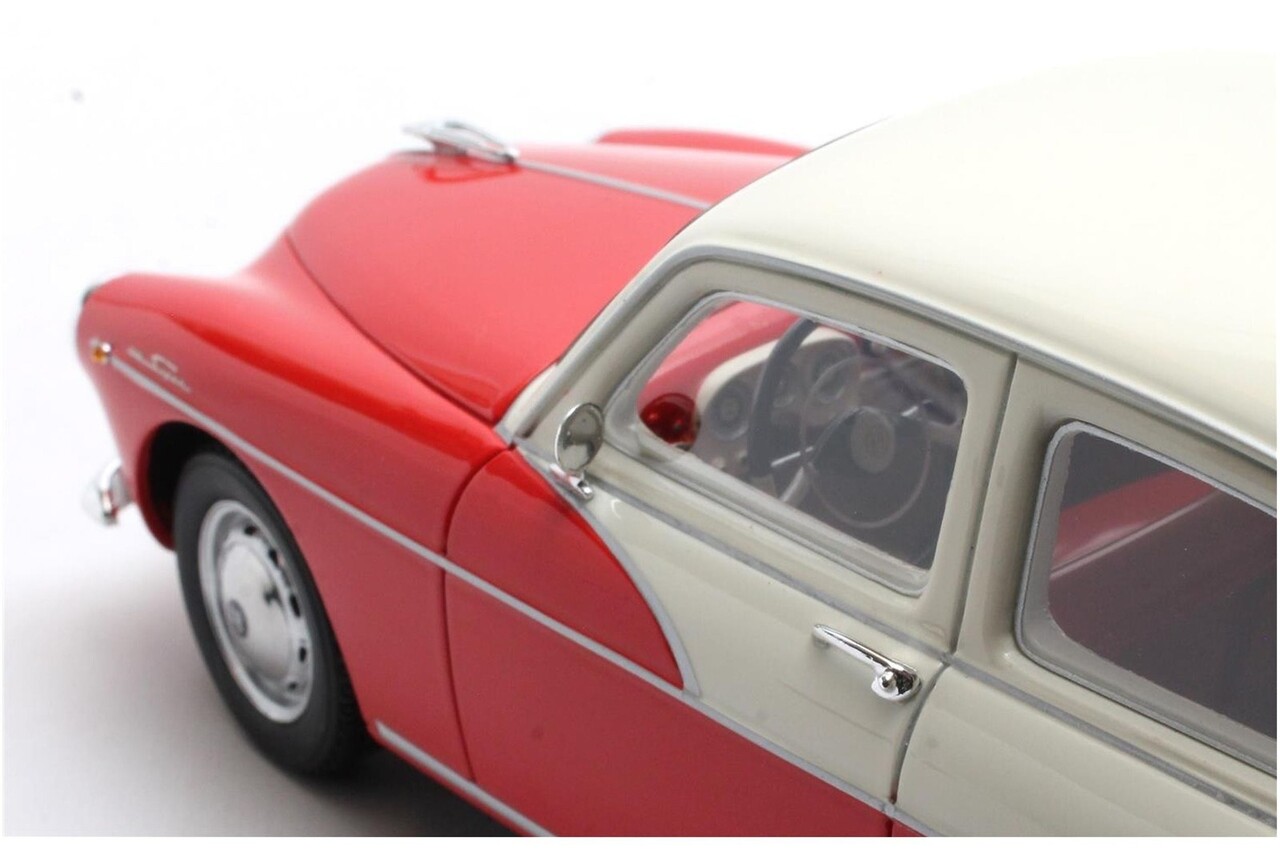 Alfa Romeo Alfa Romeo 1900 Super Berlina 1958 - 1:18 - Cult Scale Models Alfa Romeo Alfa Romeo 1900 Super Berlina 1958 - 1:18 - Cult Scale Models