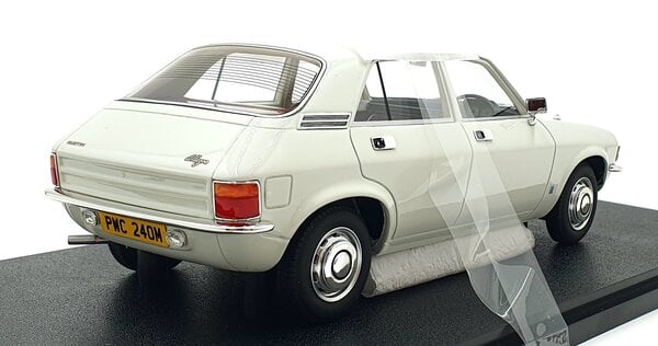 Austin Austin Allegro 1973 - 1:18 - Cult Scale Models