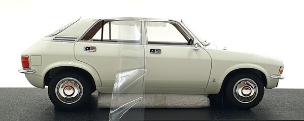 Austin Austin Allegro 1973 - 1:18 - Cult Scale Models