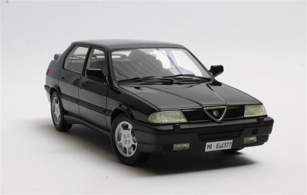 Alfa Romeo Alfa Romeo 33 S QV Permanent 4 1991 - 1:18 - Cult Scale Models Alfa Romeo Alfa Romeo 33 S QV Permanent 4 1991 - 1:18 - Cult Scale Models