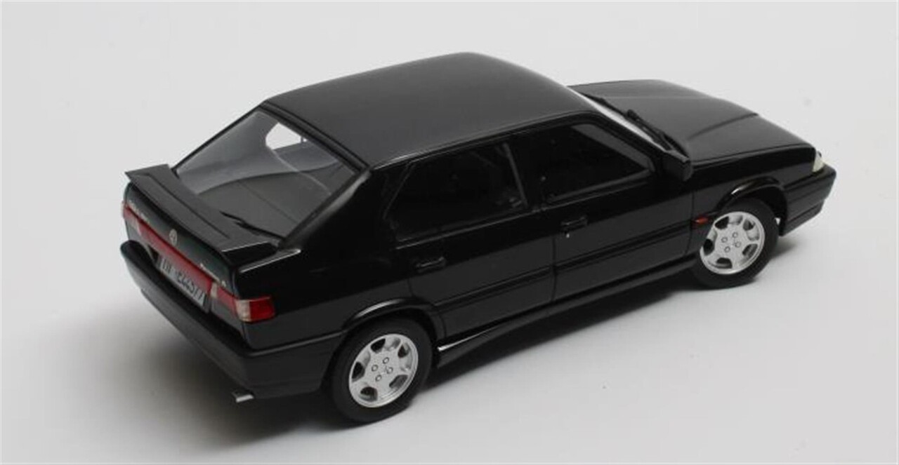 Alfa Romeo Alfa Romeo 33 S QV Permanent 4 1991 - 1:18 - Cult Scale Models Alfa Romeo Alfa Romeo 33 S QV Permanent 4 1991 - 1:18 - Cult Scale Models