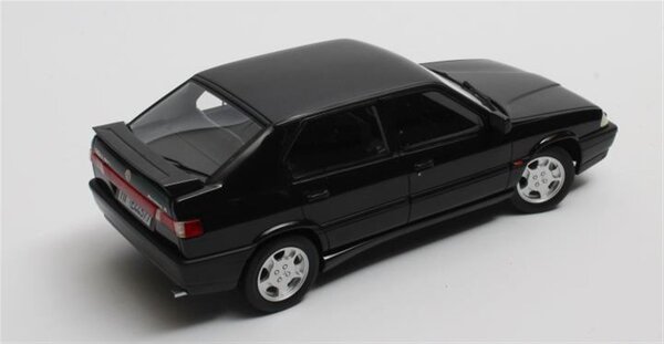 Alfa Romeo Alfa Romeo 33 S QV Permanent 4 1991 - 1:18 - Cult Scale Models Alfa Romeo Alfa Romeo 33 S QV Permanent 4 1991 - 1:18 - Cult Scale Models