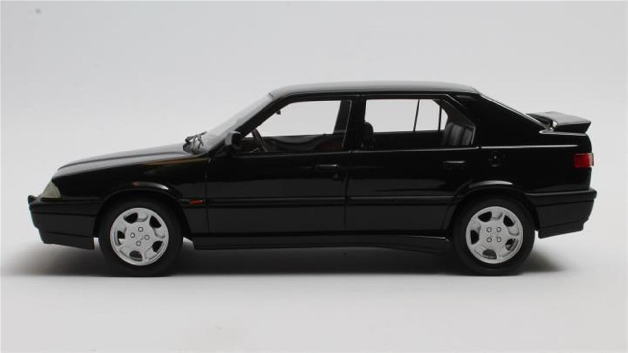 Alfa Romeo Alfa Romeo 33 S QV Permanent 4 1991 - 1:18 - Cult Scale Models Alfa Romeo Alfa Romeo 33 S QV Permanent 4 1991 - 1:18 - Cult Scale Models