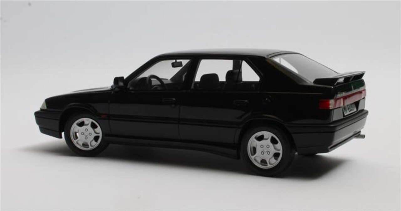 Alfa Romeo Alfa Romeo 33 S QV Permanent 4 1991 - 1:18 - Cult Scale Models Alfa Romeo Alfa Romeo 33 S QV Permanent 4 1991 - 1:18 - Cult Scale Models