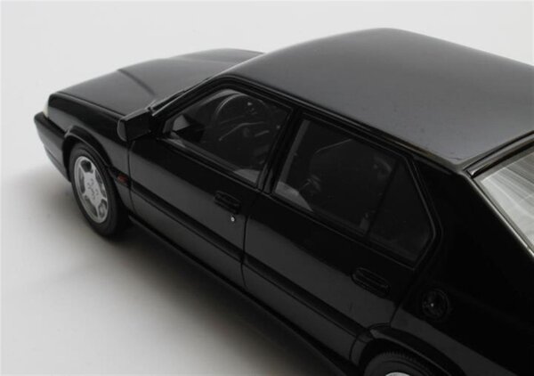 Alfa Romeo Alfa Romeo 33 S QV Permanent 4 1991 - 1:18 - Cult Scale Models Alfa Romeo Alfa Romeo 33 S QV Permanent 4 1991 - 1:18 - Cult Scale Models