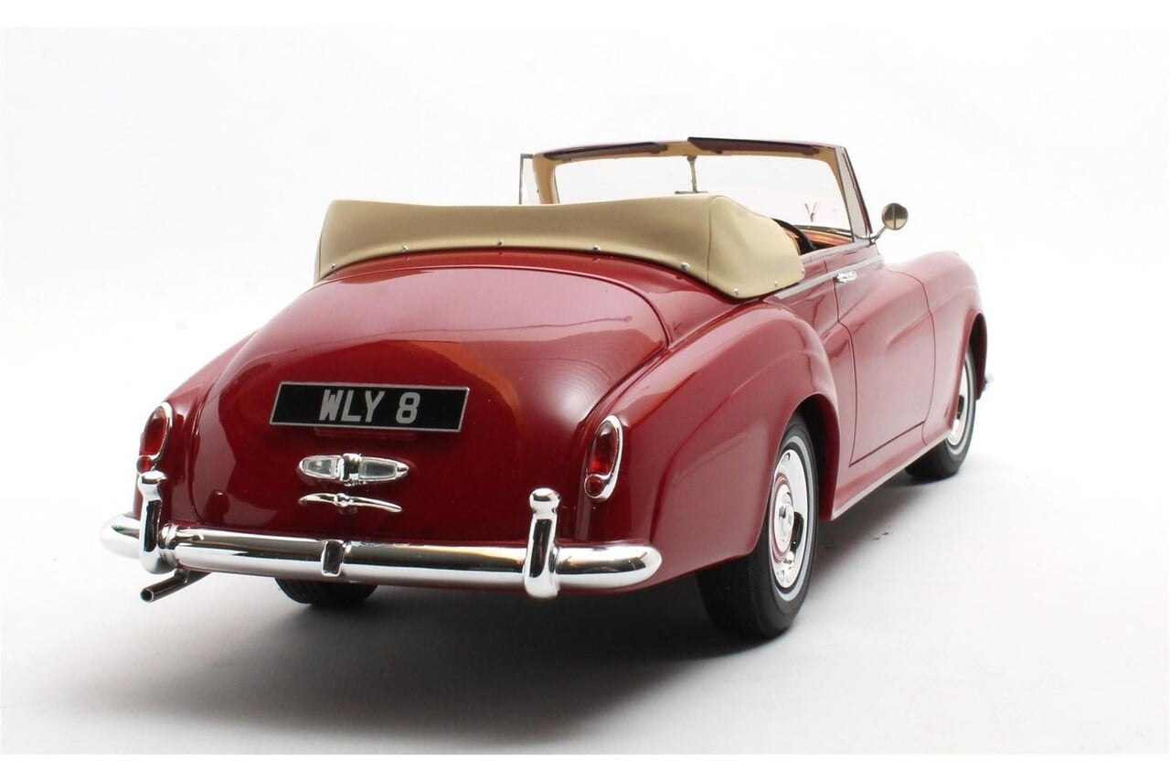 Rolls-Royce Rolls-Royce Silver Cloud Cabriolet Open 1960 - 1:18 - Cult Scale Models Rolls-Royce Rolls-Royce Silver Cloud Cabriolet Open 1960 - 1:18 - Cult Scale Models