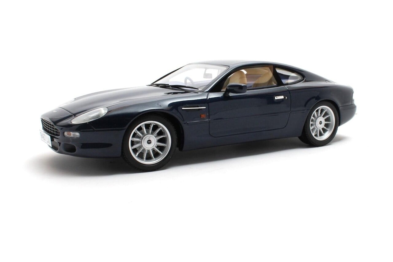 Aston Martin Aston Martin DB7 Coupe 1999 - 1:18 - Cult Scale Models